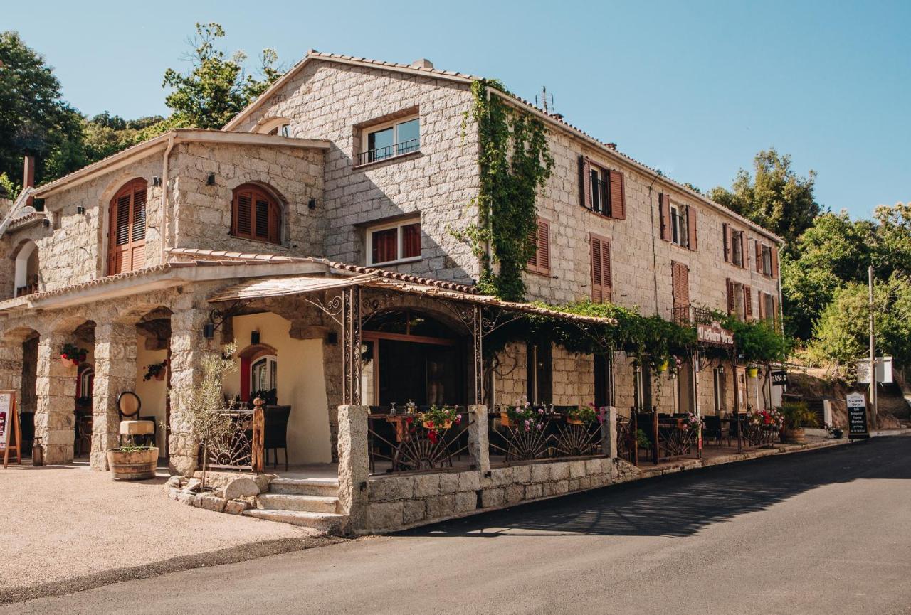 Auberge U N'Antru Versu San-Gavino-di-Carbini Exteriér fotografie